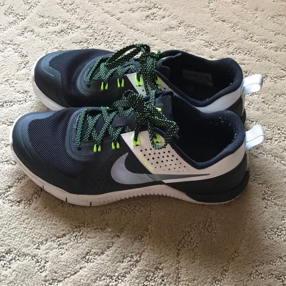 Nike White and Black Metcons